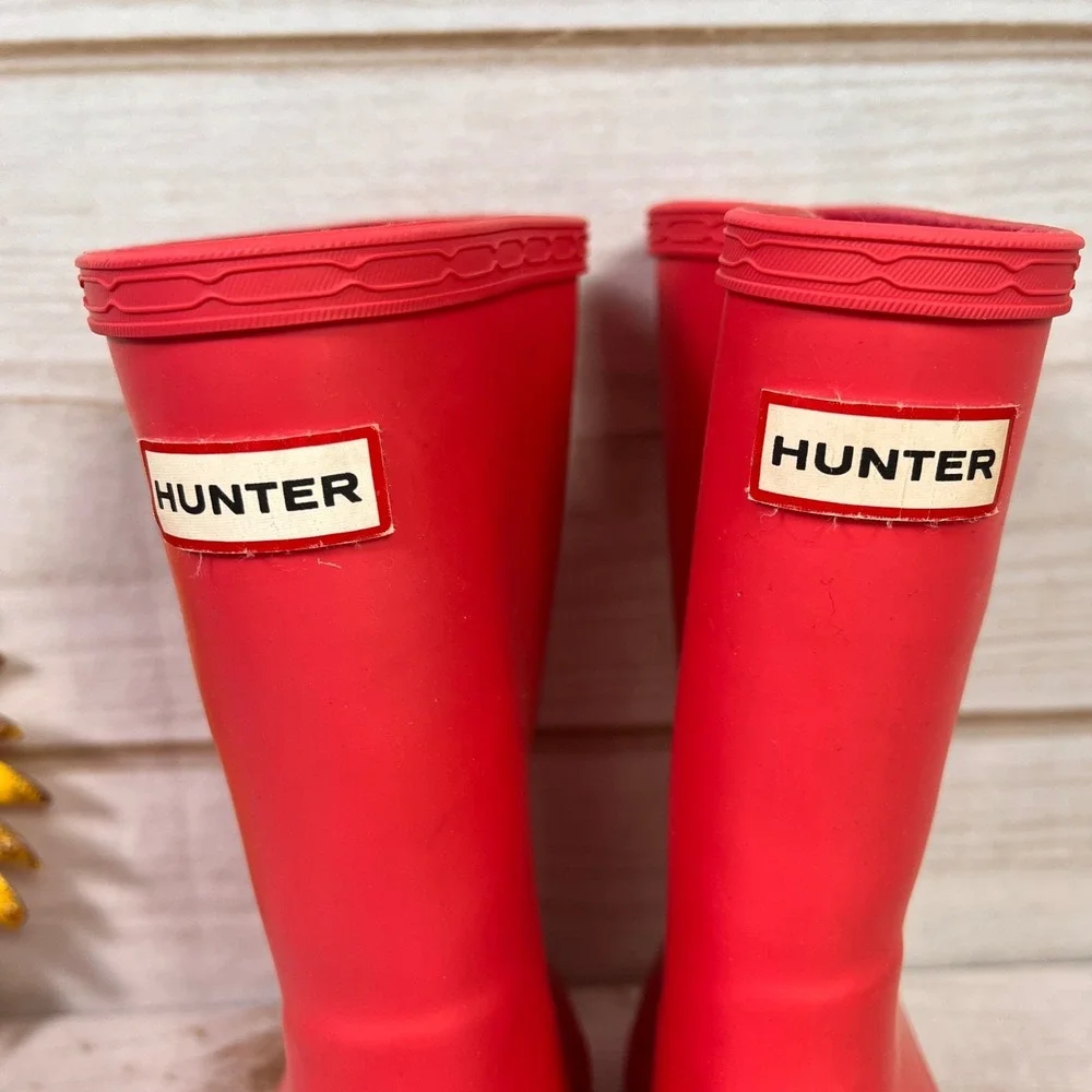 Hunter Kids First Classic Pink Waterproof Rubber Rain Boots Size 13 US 32 EU